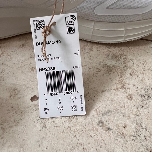 New Adidas Durango 10 sneakers - Picture 4 of 7